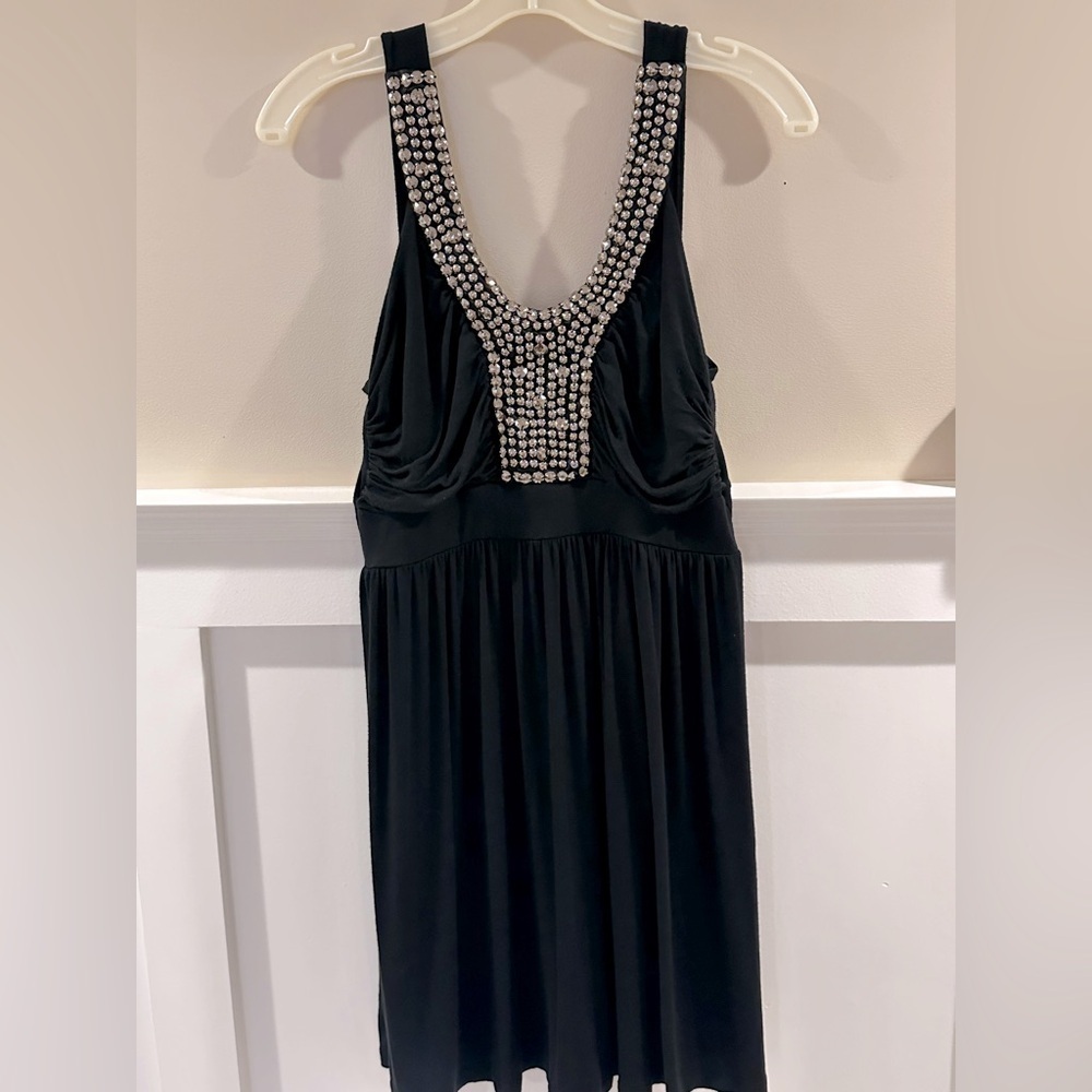 Elegant Black Sleeveless Dress